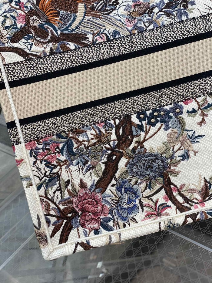 Handbag Dior size 42*18*35 cm