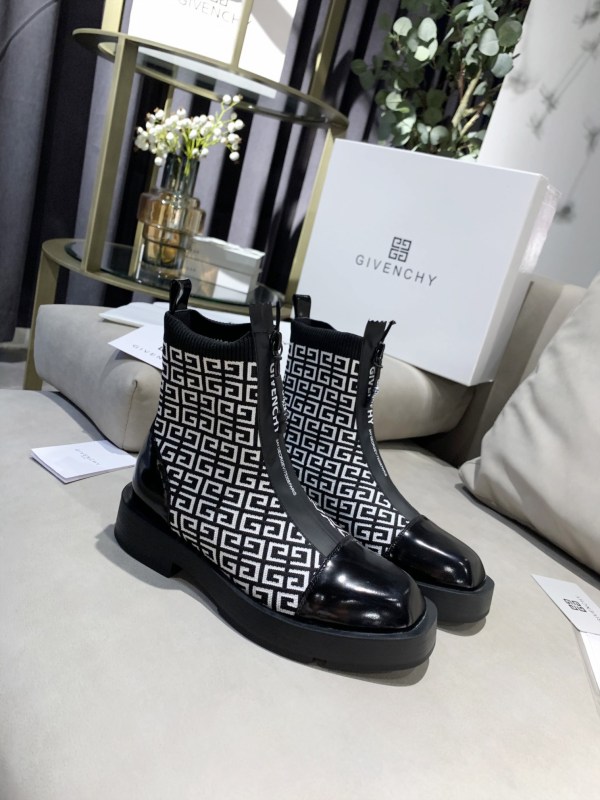 Givenchy Boots 14
