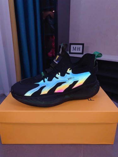 Fendi Low Top Sneakers 6