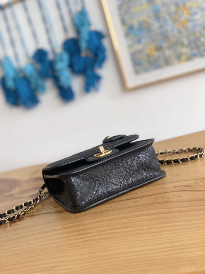 Handbag Chanel AS3652 size 17x20.5x6 cm