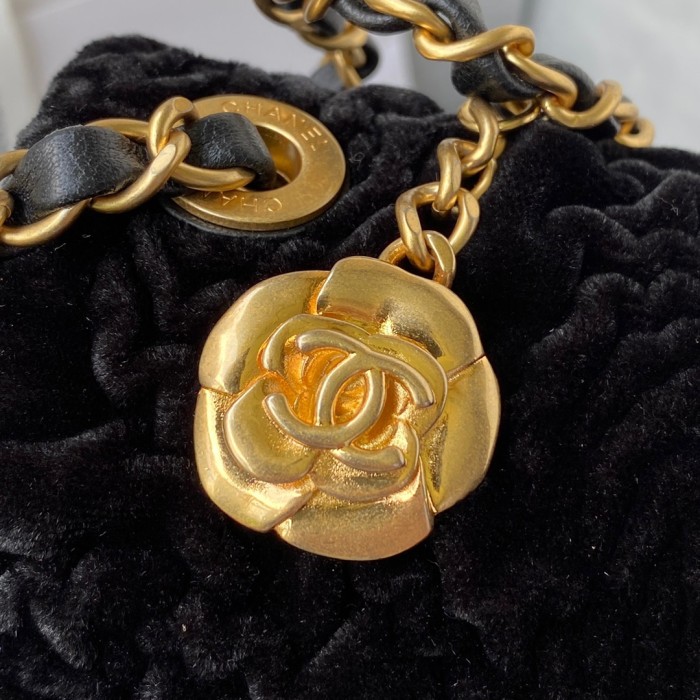 Handbag Chanel AS2619 size 14X19X8 cm