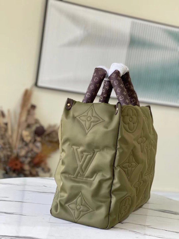 Handbag Louis Vuitton M59005 M59007 size 41 x 34 x 19cm