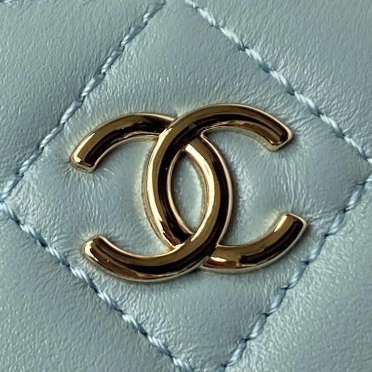Handbag Chanel AP2581 size 8.5*11*7 cm