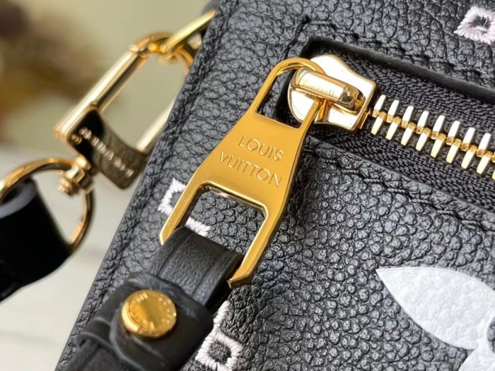 Handbag Louis Vuitton m46028 m46018 size：25x19x7cm