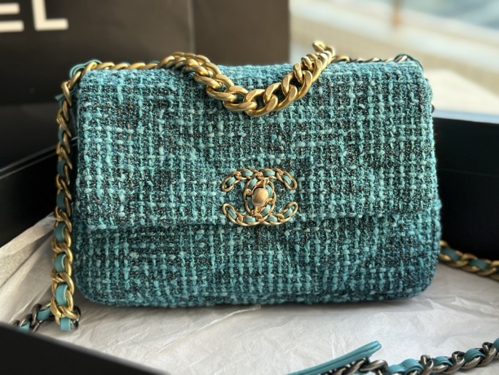 Handbag Chanel AS1161 size 30 CM