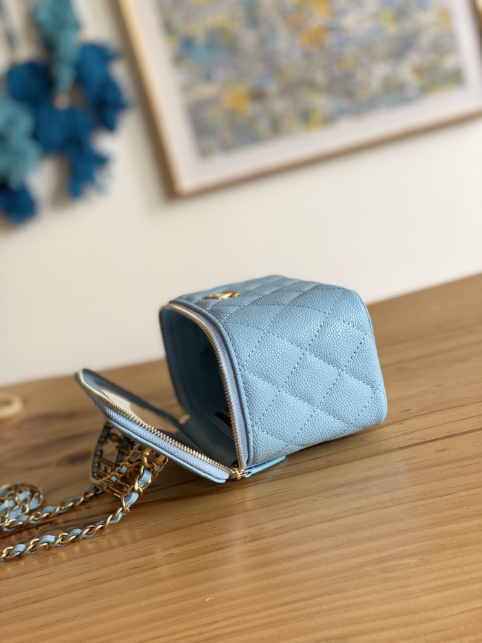 Handbag Chanel 81195 size 16 9.5 8 cm