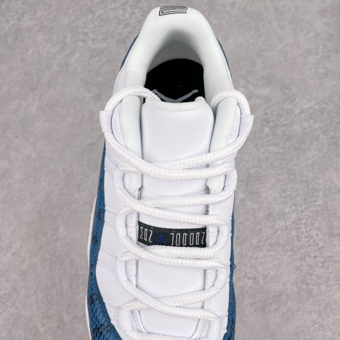 Jordan 11 Retro Low Snake Navy (2019)