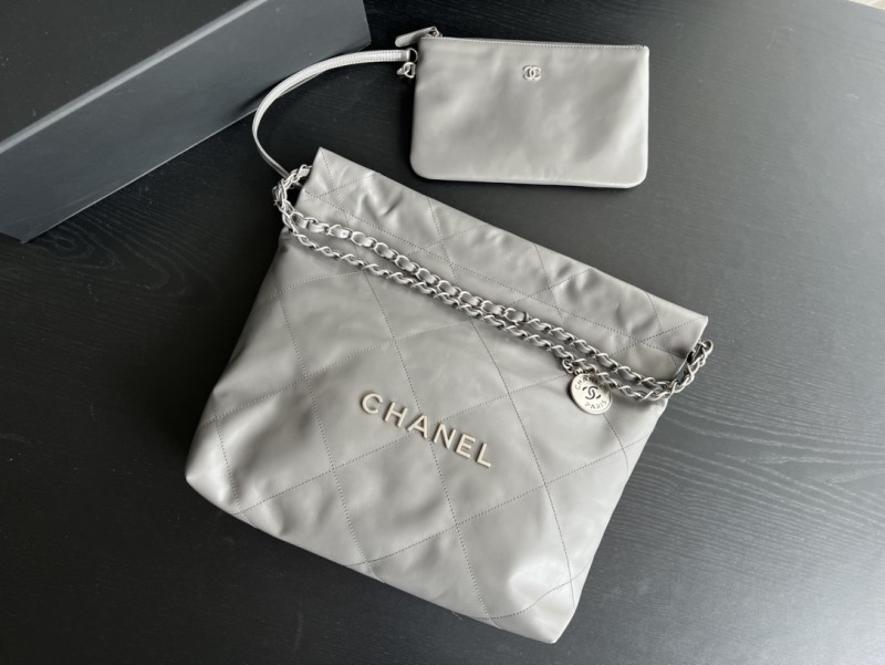 Handbag Chanel size 35cmx37cmx7 cm