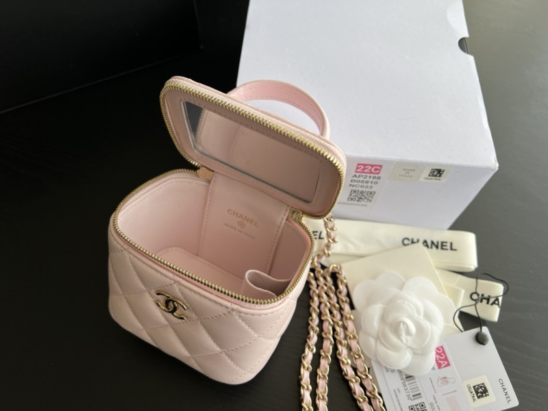 Handbag Chanel AP2198 size 11cmx8.5cmx7 cm