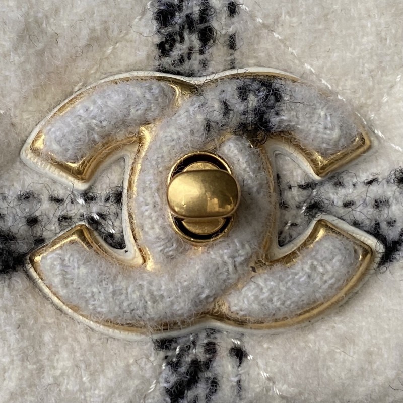 Handbag Chanel AS3615 size 21*24*10 cm