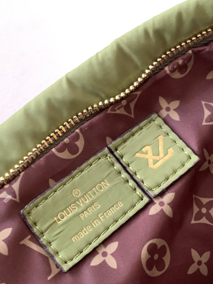 Handbag Louis Vuitton M58980 M58977 size 34 x 21.5 x 5cm