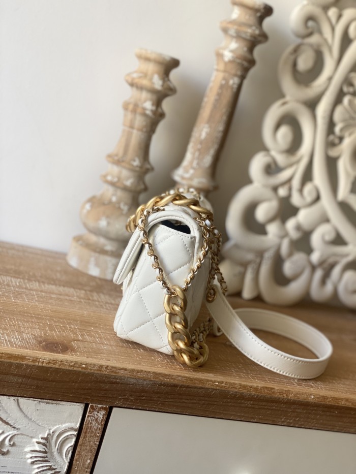 Handbag Chanel As3109 size 19*14*6 cm