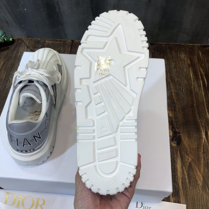 Dior DIOR-ID Sneaker 15