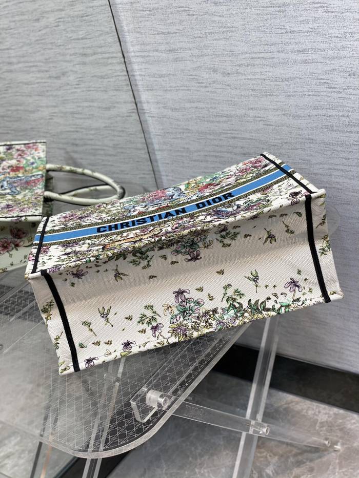 Handbag Dior size 42*18*35 cm