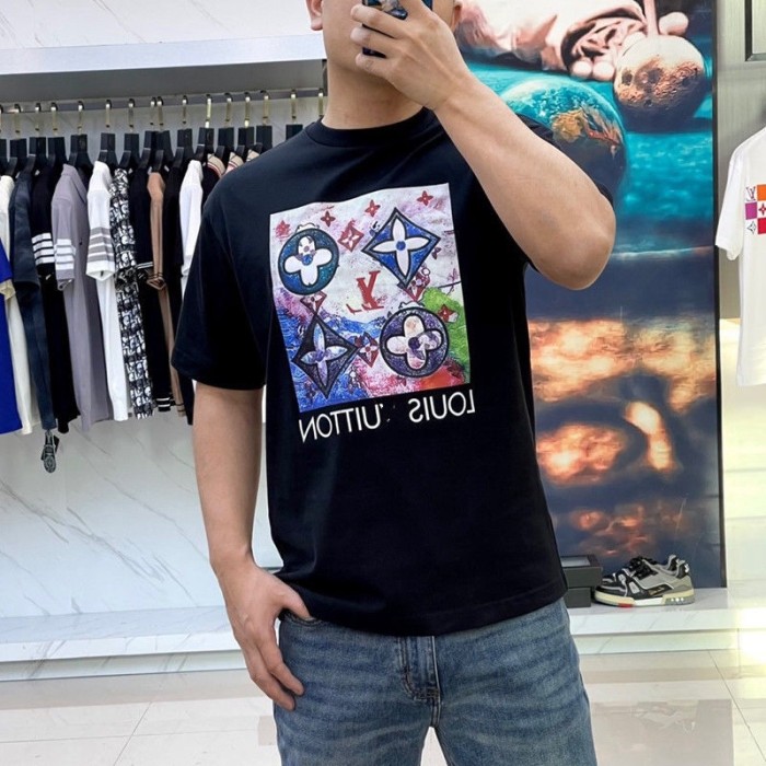 Clothes Louis Vuitton 102