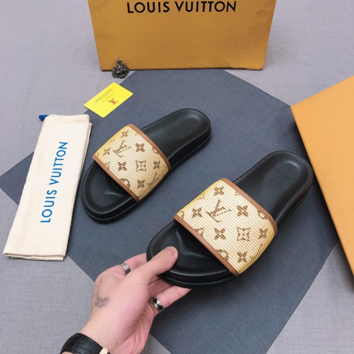 Louis Vuitton Slipper 116