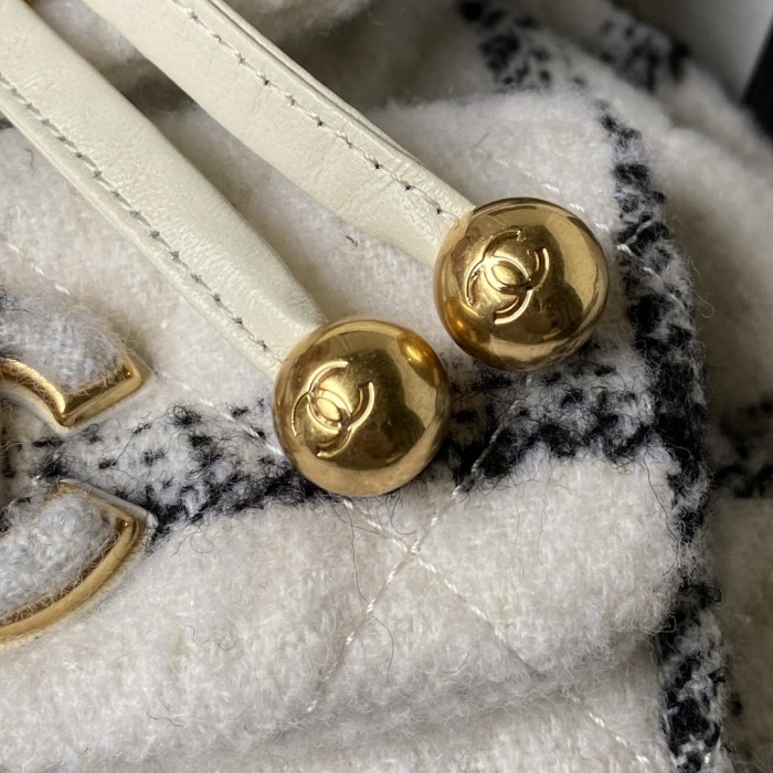 Handbag Chanel AS3615 size 21*24*10 cm