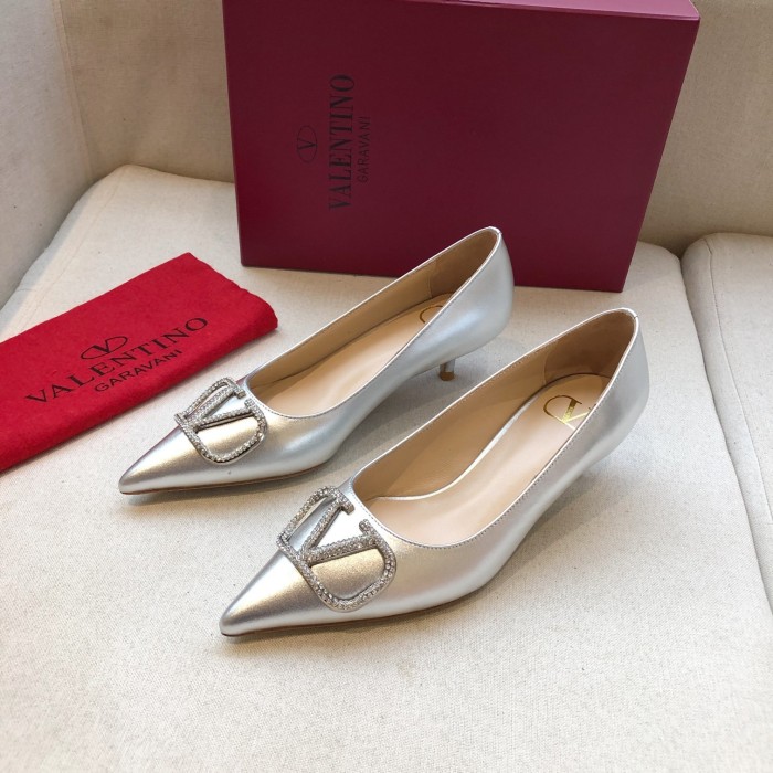 VALENTINO GARAVANI Roman Stud BOOT WOMEN 32