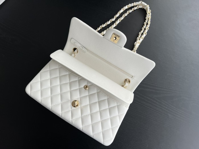 Handbag Chanel size 25 cm