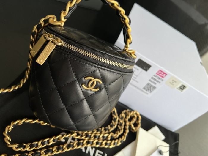 Handbag Chanel AP2873 size 10.5cmx11.5 cm