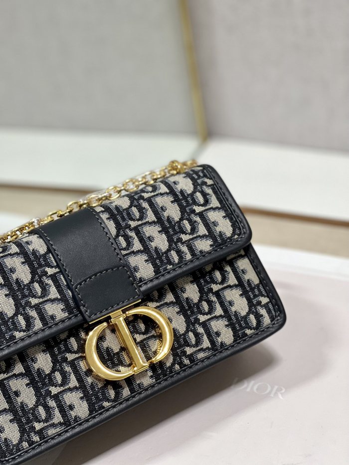Handbag Dior 9334 size 21.5×12×6 cm