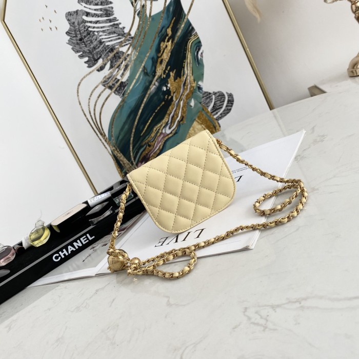 Handbag Chanel 81462 size 9*10.5*2.5 cm