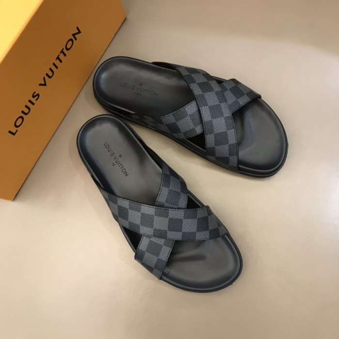 Louis Vuitton Slipper 64