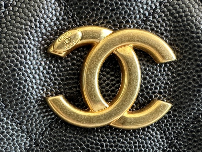 Handbag Chanel A93525 size 36X38X16 CM