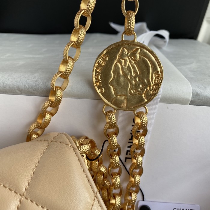 Handbag Chanel AS2189 size 14-17.5-6 cm