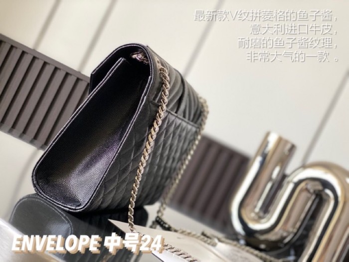 Handbags SAINT LAURENT 428134 size 24×17.5×6 cm