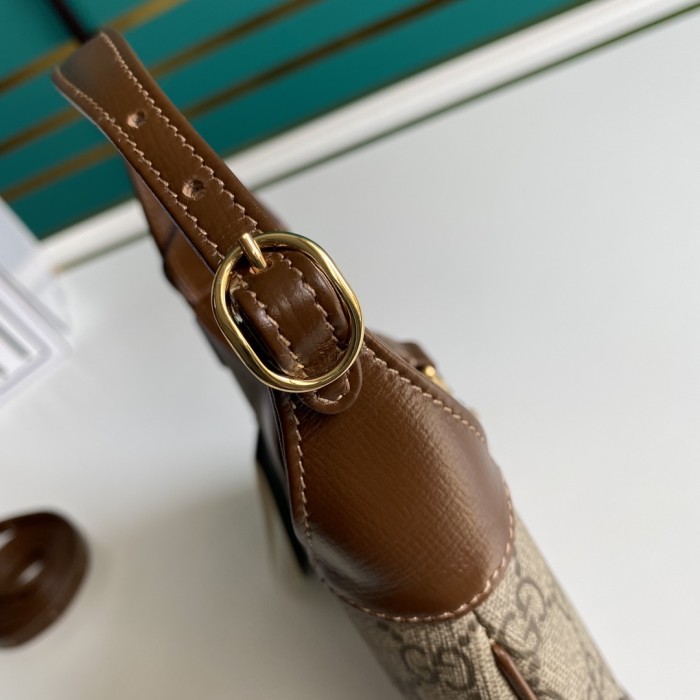 Handbag Gucci 637092 size 19*13*3 size
