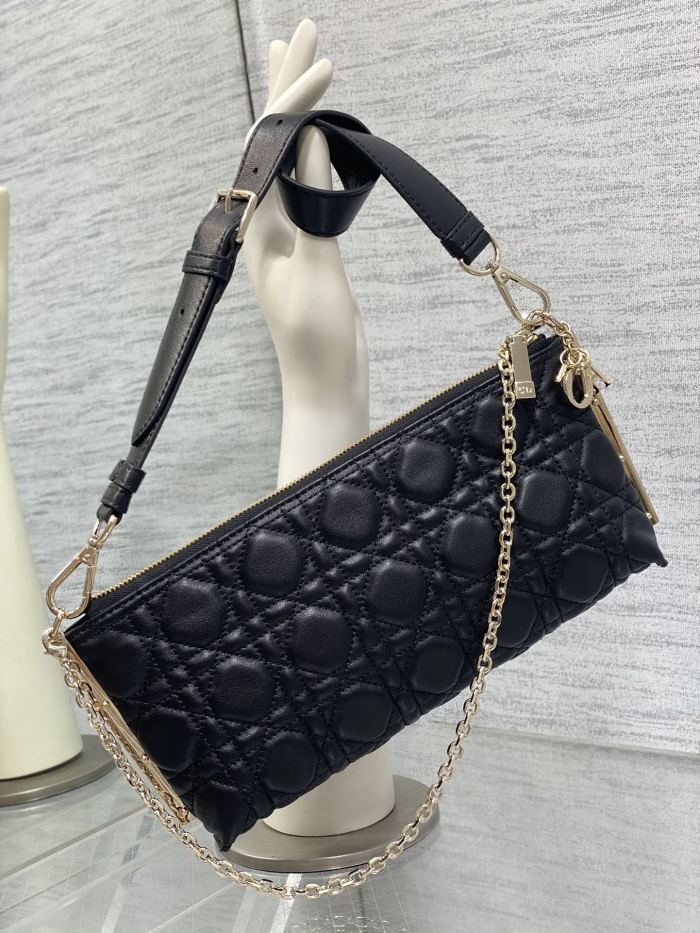 Handbag Dior size 27×12×5 cm