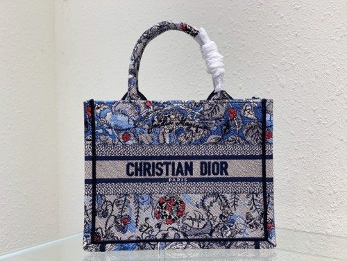 Handbag Dior 8002 size 26.5x 21x 14 cm