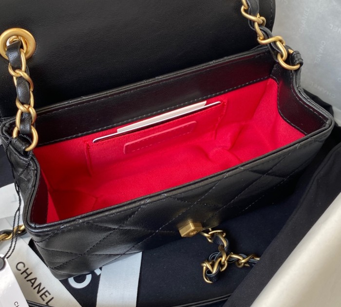 Handbag Chanel AS2633 size 15×19×7.5 cm