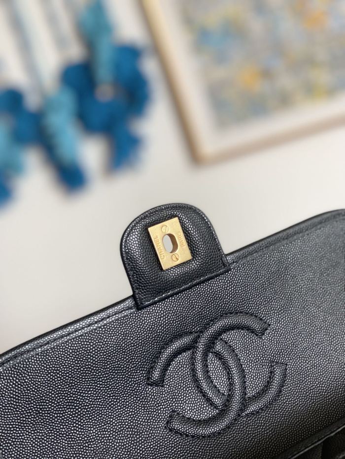 Handbag Chanel AS3653 size 25x21.5x7 cm