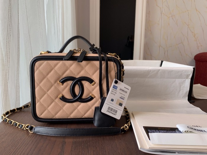 Handbag Chanel size 21 cm