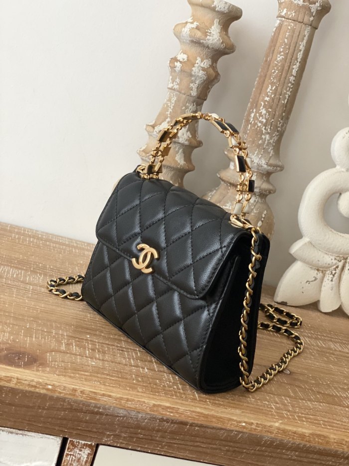 Handbag Chanel AP81213 size 11.5*14.5*5.5 cm