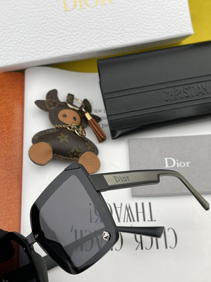 sunglasses Dior D7191