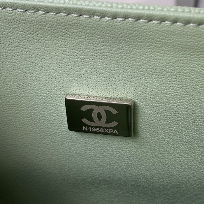 Handbag Chanel A01112 size 15.5x25.5x6.5 cm