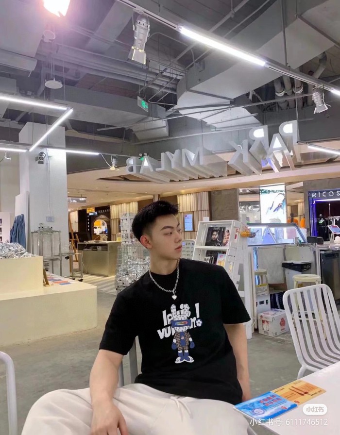 Clothes Louis Vuitton 23