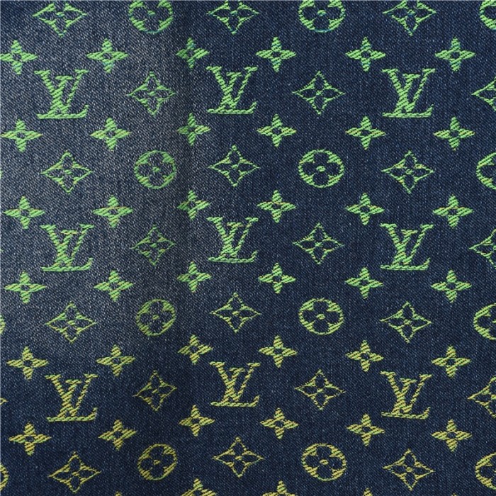 Clothes Louis Vuitton 290
