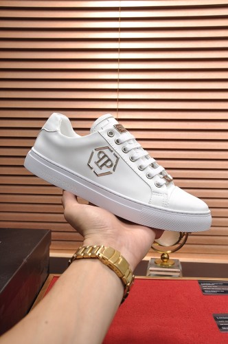 Philipp Plein Low Top Sneakers 28