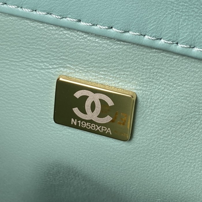 Handbag Chanel AS1793 size 22 cm