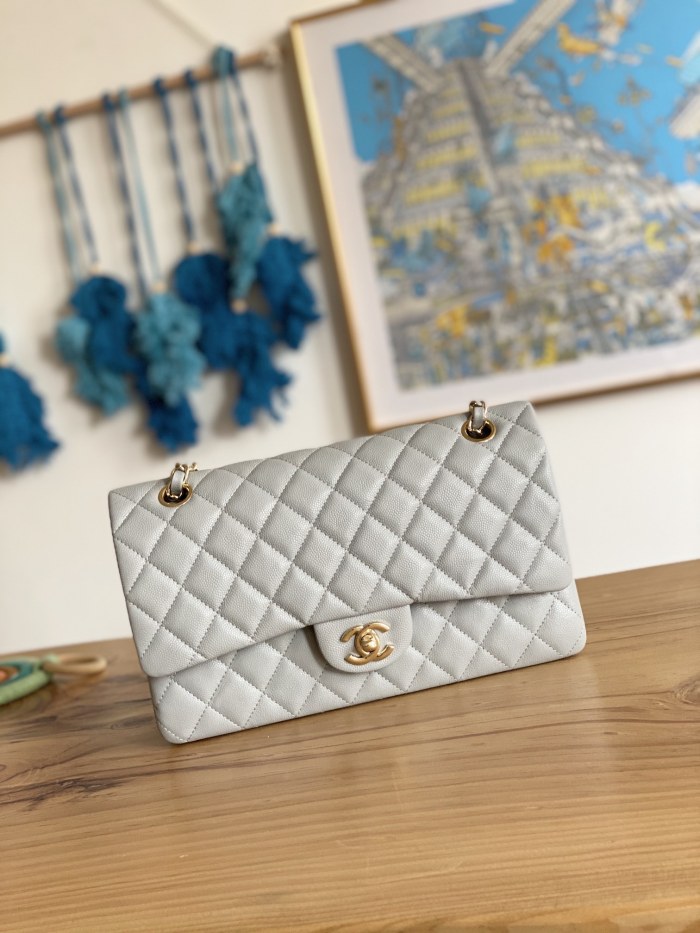 Handbag Chanel 112 size 25 cm