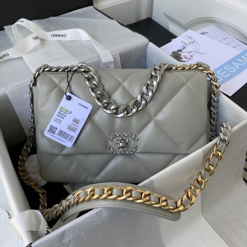 Handbag Chanel size 30 cm