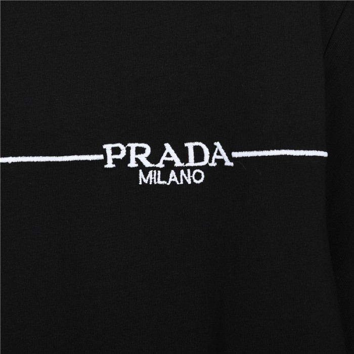Clothes Prada 10
