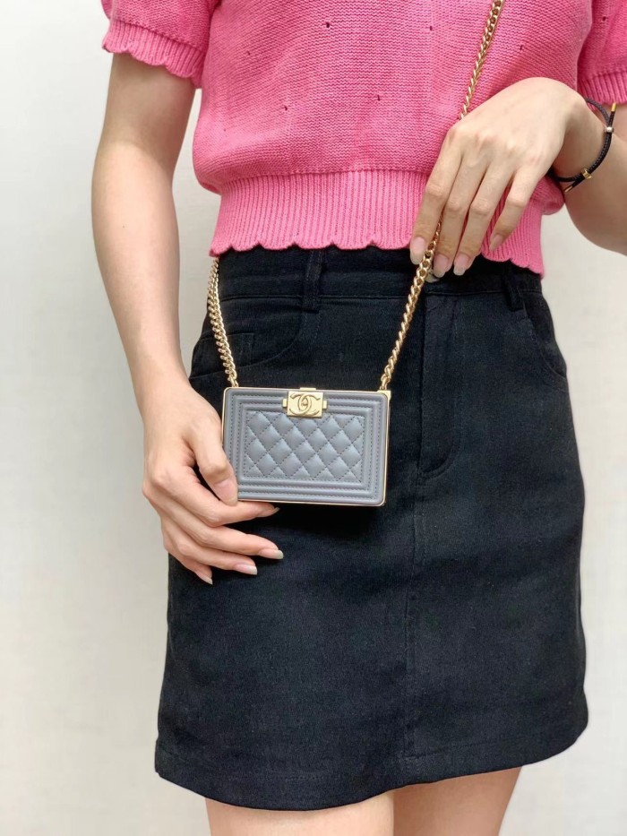 Handbag Chanel size 11*7.5*2.4 cm