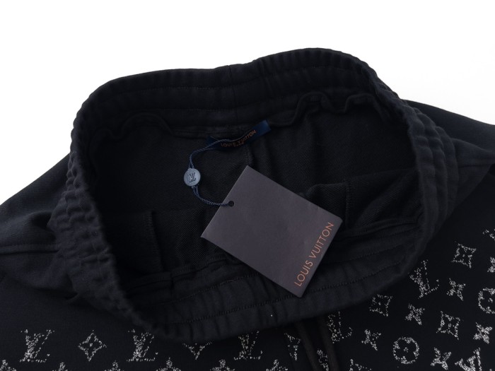 Clothes Louis Vuitton 373