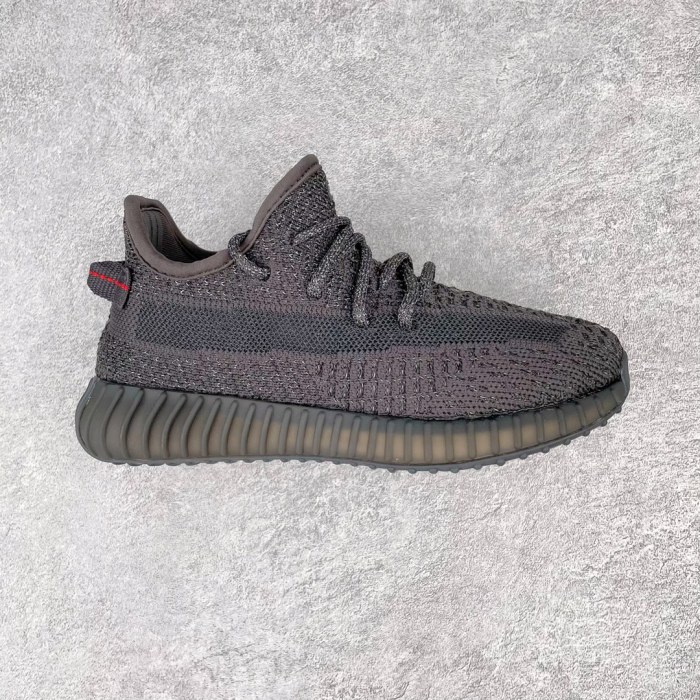 Kids yeezy 350 shoes 1