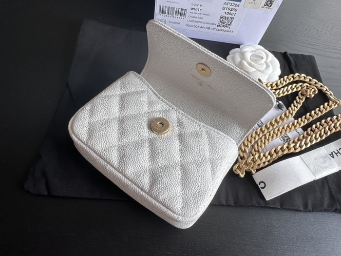 Handbag Chanel 3224 size 12.5cmx9cmx3 cm